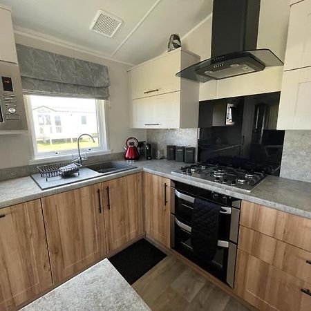 Seton Sands Holiday Park - Premium Caravan - 2 Bedroom Sleeps 4 (Adults Only) Port Seton Exterior photo