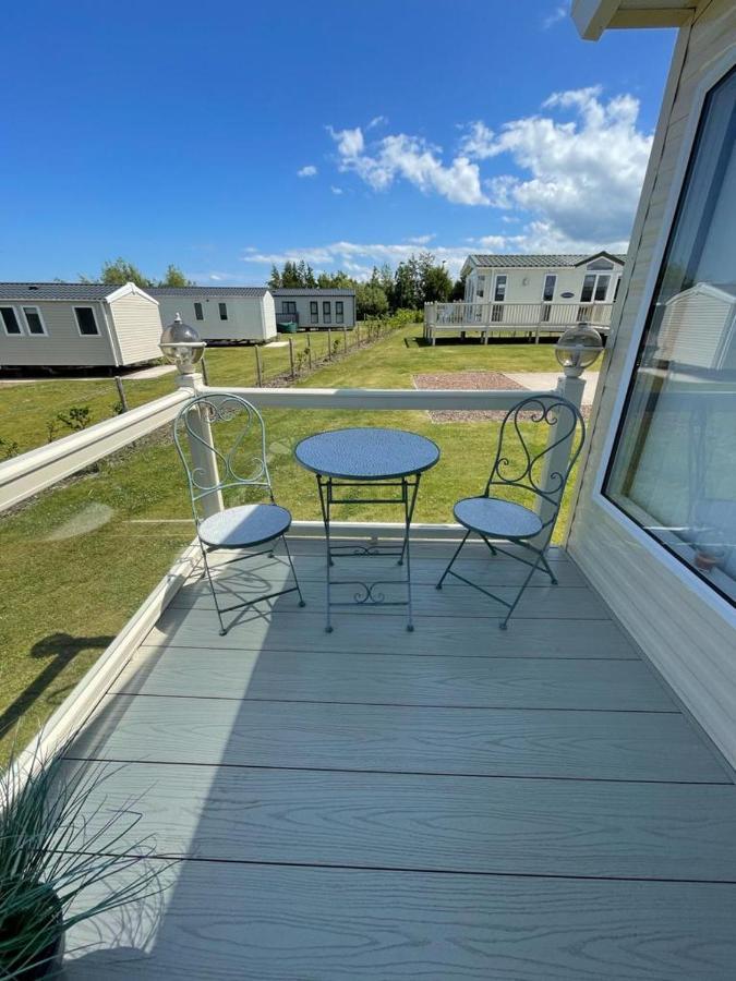 Seton Sands Holiday Park - Premium Caravan - 2 Bedroom Sleeps 4 (Adults Only) Port Seton Exterior photo